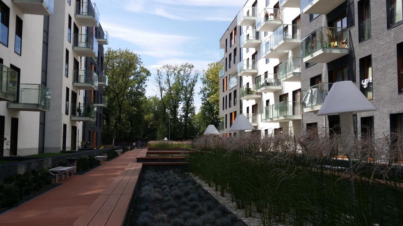Black Pearl Apartment كراكوفيا المظهر الخارجي الصورة