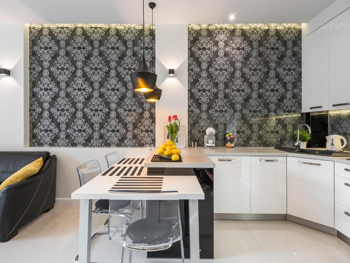 Black Pearl Apartment كراكوفيا المظهر الخارجي الصورة