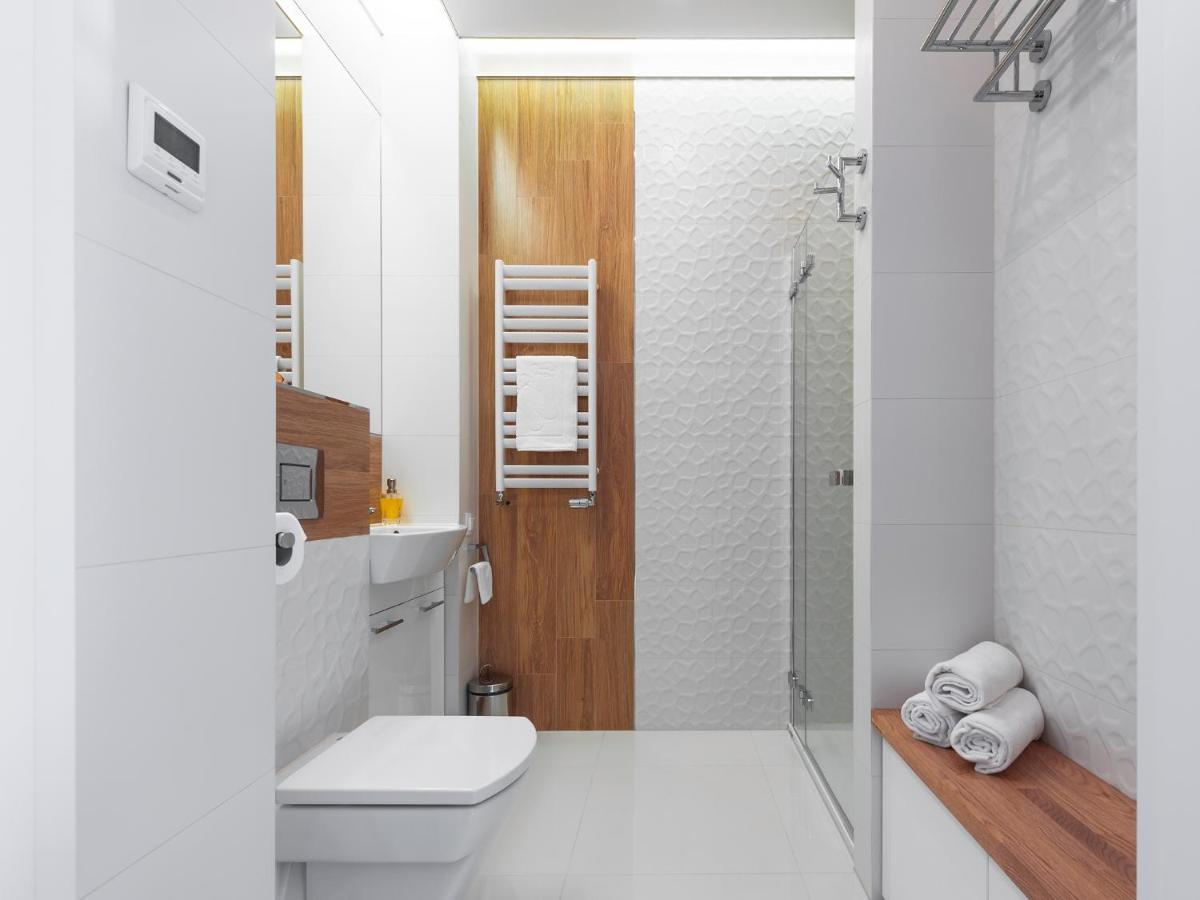 Black Pearl Apartment كراكوفيا المظهر الخارجي الصورة